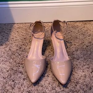 Beige heels